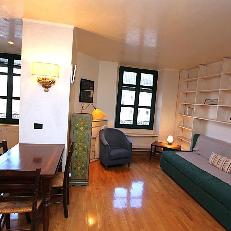 Cannes Central Hub - Walk to Palais & Beach - Apartment - 4