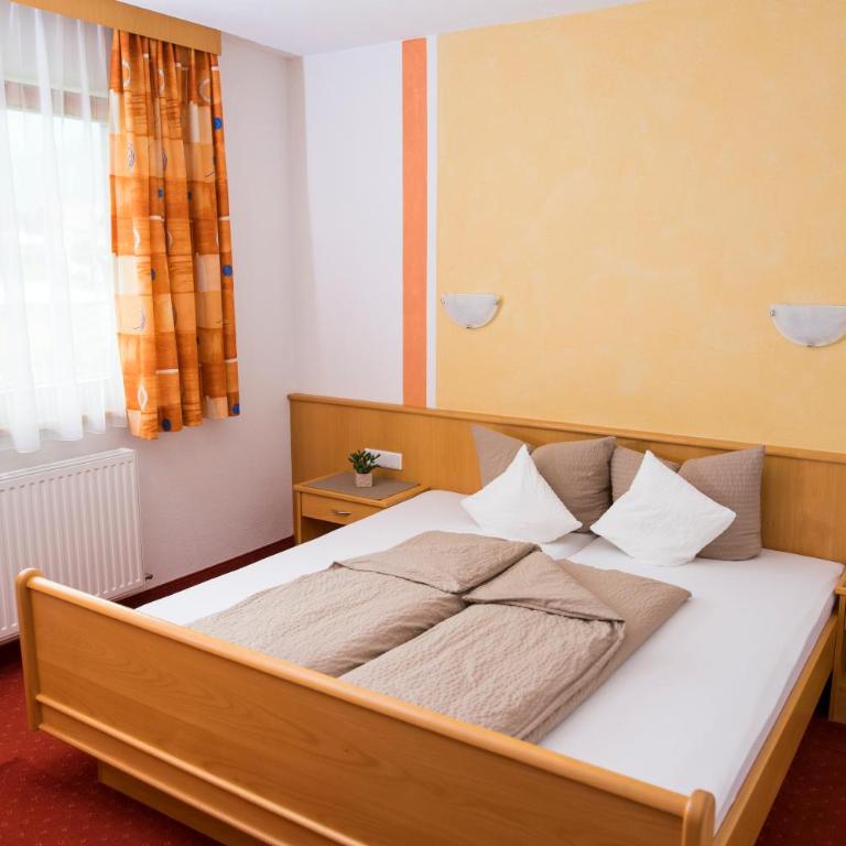 Apart Montana - Apartment mit 2 Schlafzimmern und Balkon - 13