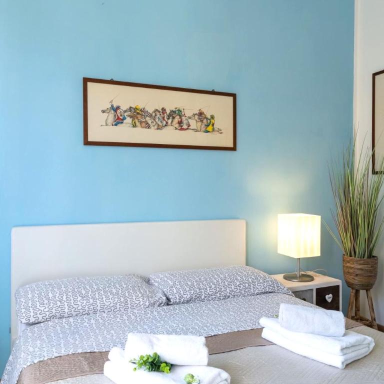 Casamia Tuscan Oasis 4Br Panoramic Penthouse Hot Tub & Easy Parking - Four-Bedroom Penthouse Apartment - 24