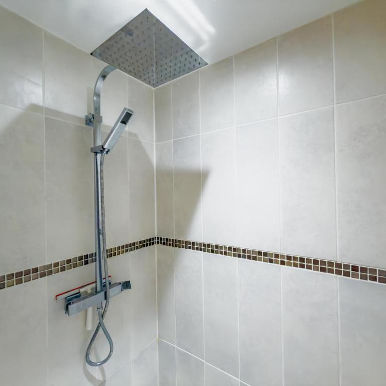 Spacieux T3 moderne avec balcon 6 pers, hyper centre Clermont - Apartamento de 2 dormitorios - 16