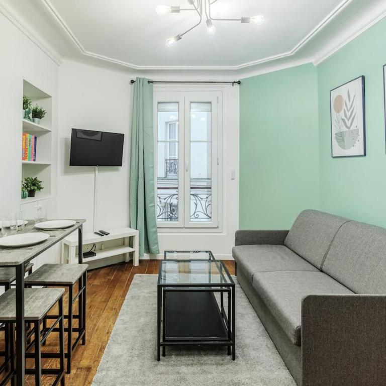 Tres Bel appartement 6P plein coeur du 18eme - Appartement 3 Chambres - 8