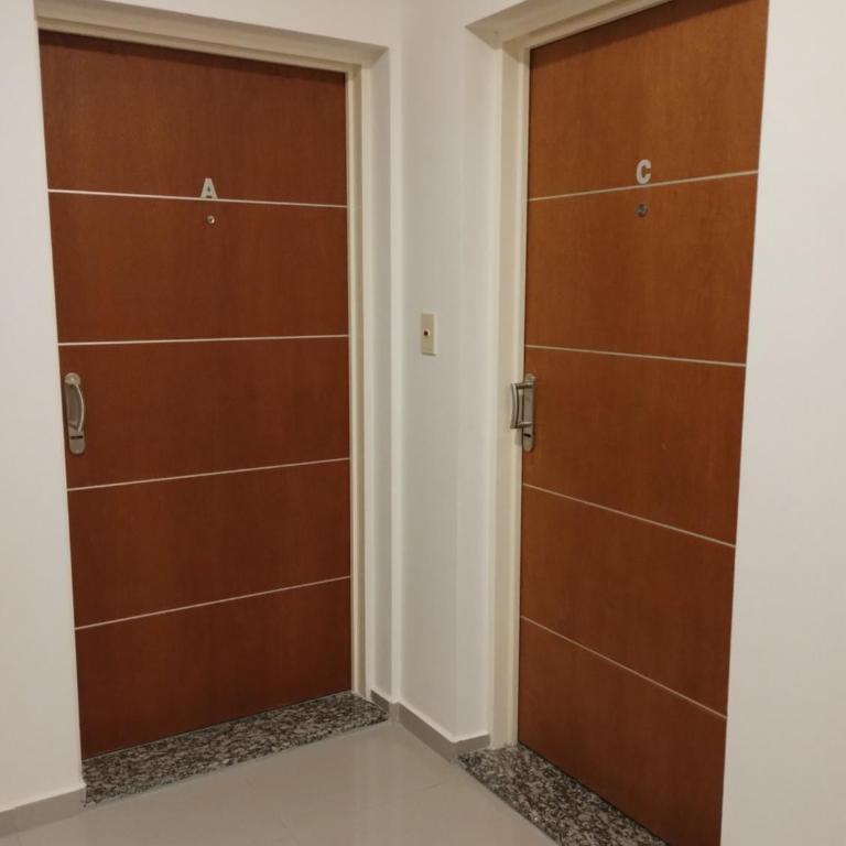 2C - Departamento Amplio - excelente vista Y UBICACION- con wifi - Apartamento de 1 dormitorio - 1