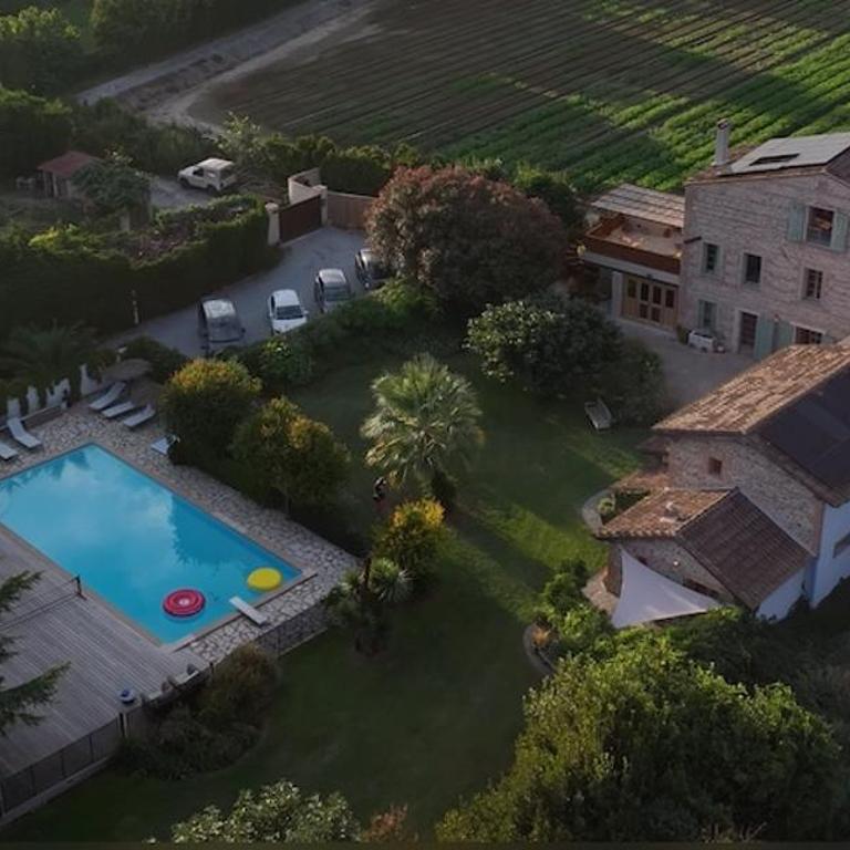 Mas Des Fleurs - Olive House - Two-Bedroom Apartment - 9