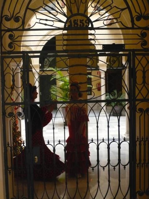 Casa Singular , parking gratis - Apartamento de 2 dormitorios - 28