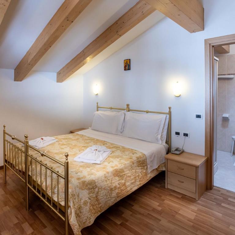 Hotel Sella Ronda Serenella - A 50 mt dalle piste da sci - Camera Matrimoniale - 5