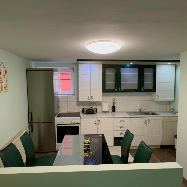 Apartman Car - Two-Bedroom Apartment - 24