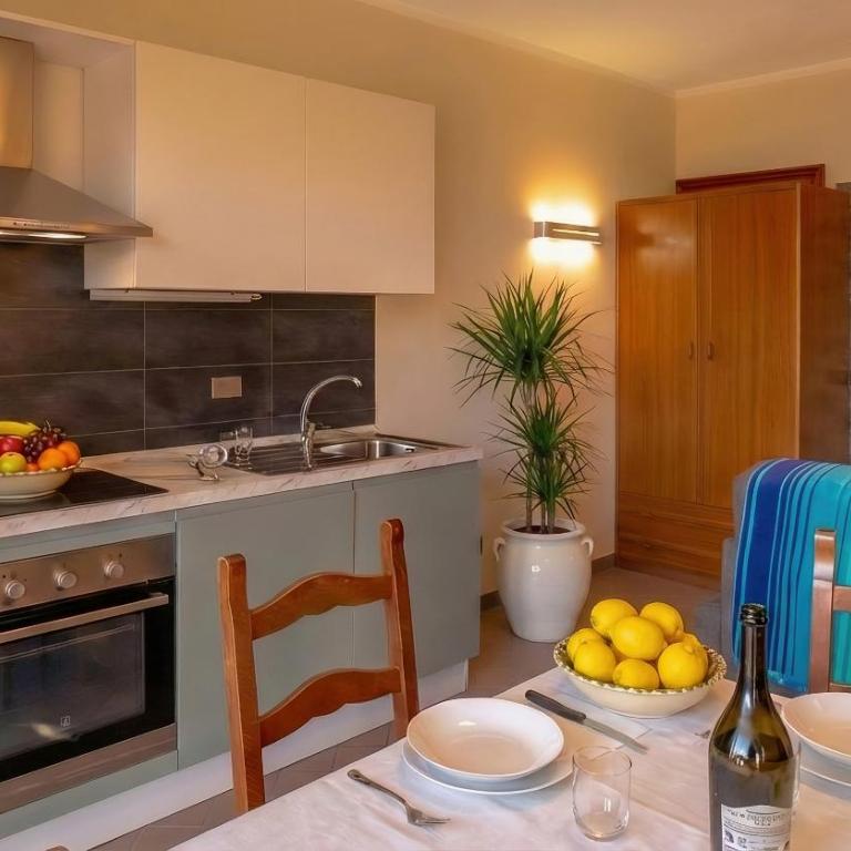 Grazia Essenza - Appartamento con 1 Camera da Letto e Vista Lago - 8