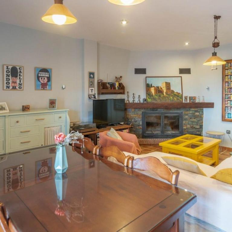 Casa Julia y Chloé Molvízar by Ruralidays - Three-Bedroom House - 20