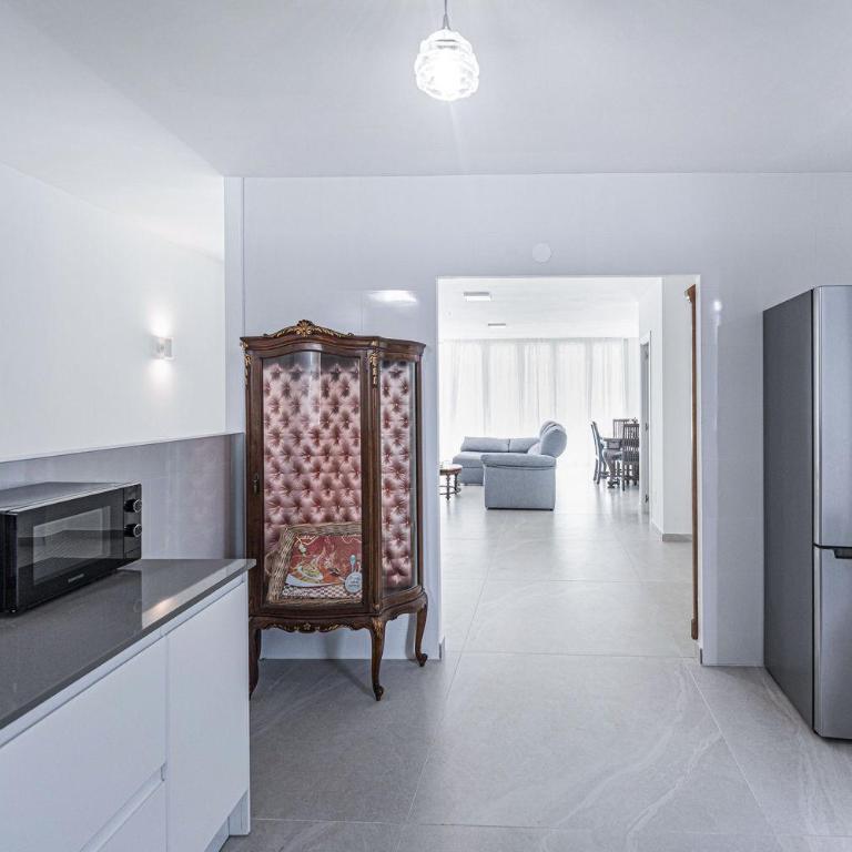 Paloma Central Apartment - 3 min walk to Balcon de Europa & Beach - Apartamento de 3 dormitorios con balcón - 15