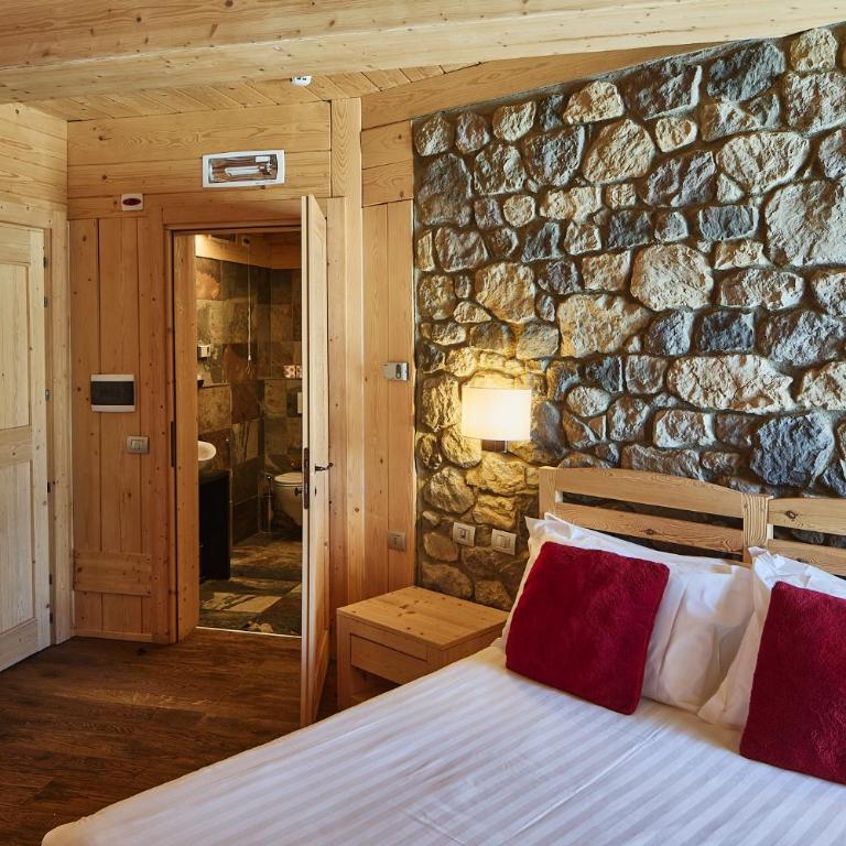 Chalet Morel 1586 Hotel & Spa - Camera Tripla Deluxe - 8