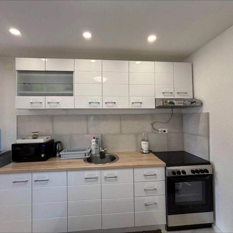 Radon apartments - Two-Bedroom Deluxe Apartment - 3