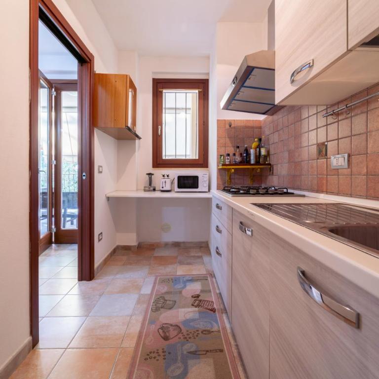 Fragola Apartment - Appartamento con 2 Camere da Letto e Balcone - 21