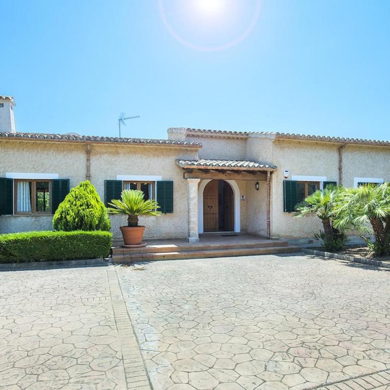 Lovely villa near Port Pollensa by Renthousing - Three-Bedroom House - 19