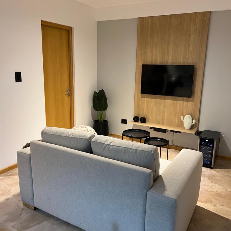 Departamento MODERNO ideal para 2 Excelente Ubicación Parking - Apartamento de 1 dormitorio - 12