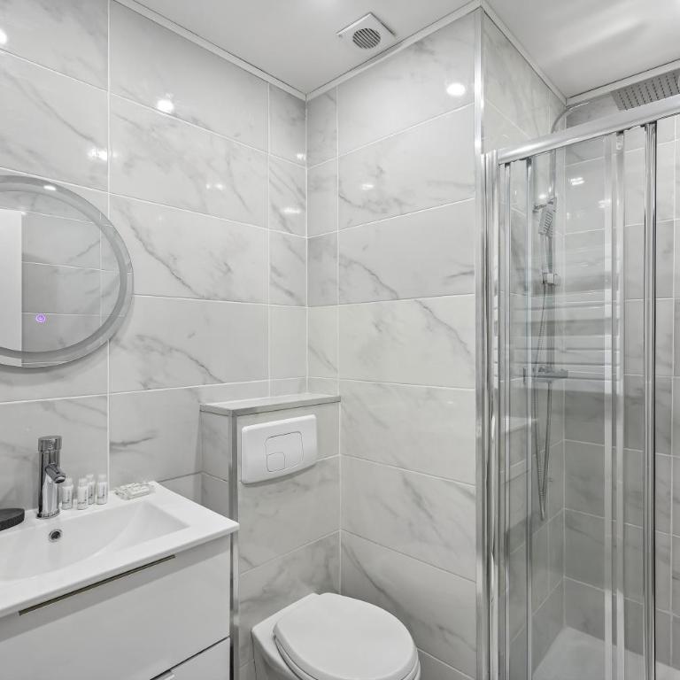 Design apartment Avenue des Champs Elysées - One-Bedroom Apartment - 13
