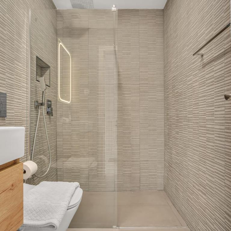 Marbella Real Golden Mile - 4 Bedroom Apartment by Finest Rentals - Apartment with Sea View - 15
