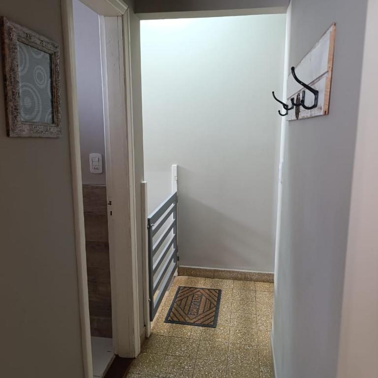 Departamento céntrico, planta alta - Two-Room Apartment - 3