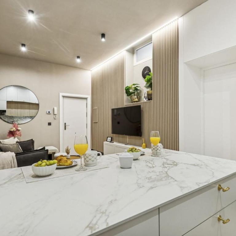 Elegant 2BR Apartment in Conde Duque - Two-Bedroom Apartment - 7