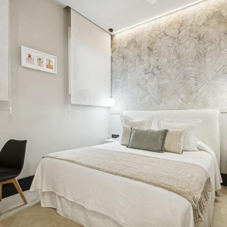 Elegant 2BR Apartment in Conde Duque - Two-Bedroom Apartment - 12