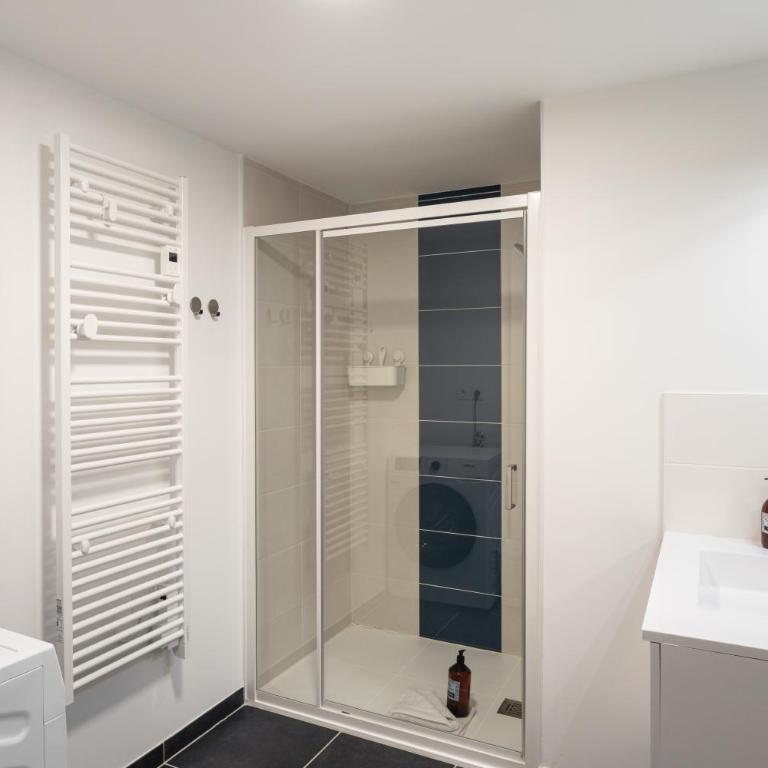Emeraude numéro 5 - 15min à pied de la plage - Two-Bedroom Apartment - 5