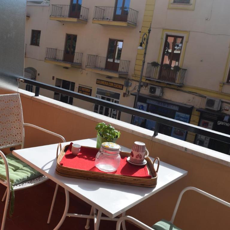 Rosy's Guest House - Appartamento Deluxe con 2 Camere da Letto e Balcone - 5