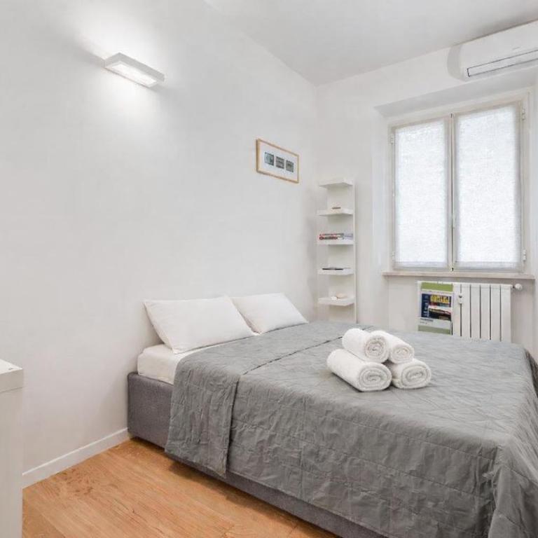 Micol's Place, bright apt 2 rooms, 2 toilets, near metro, 80 mq - Appartamento con 2 Camere da Letto - 25