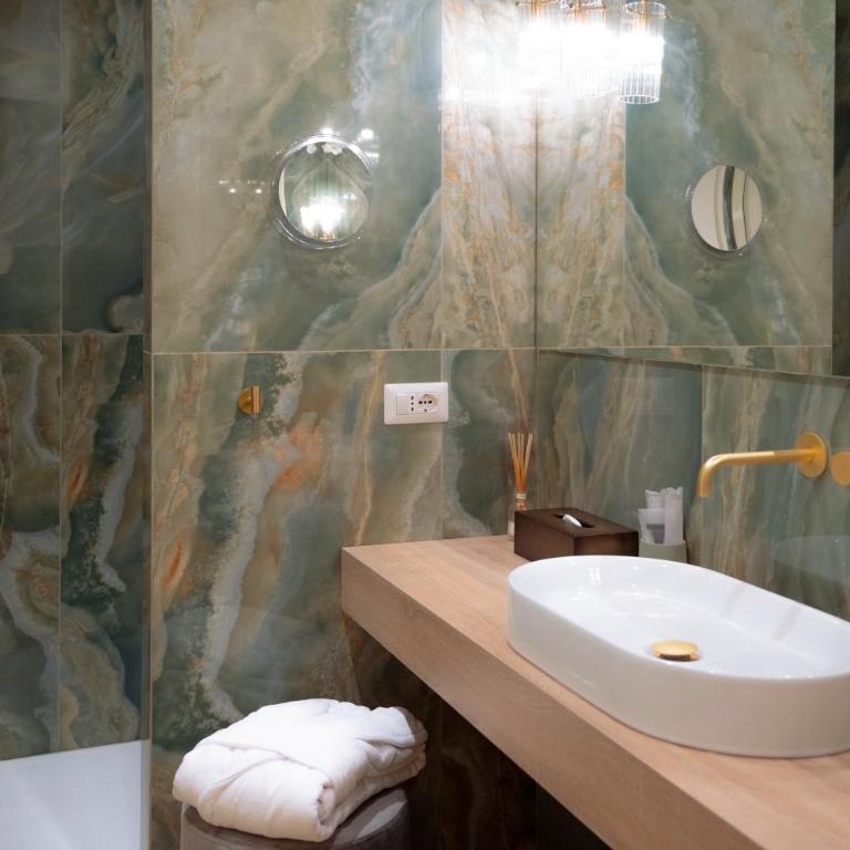 GiglioMilanEstates - Luxury Apartment in Duomo - Appartamento Deluxe con 2 Camere da Letto - 30