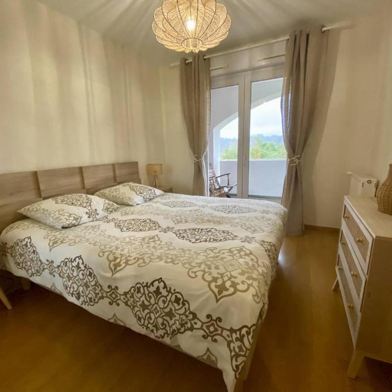 Appartement à Cambo-les-Bains, terrasse et 3 couchages - Appartement 1 Chambre - 14