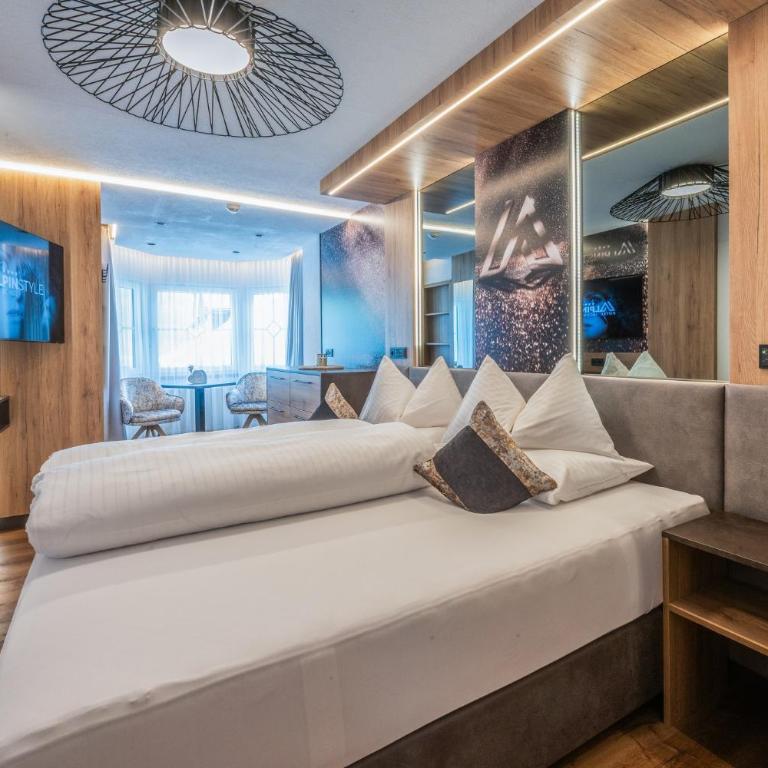 Alpinstyle Hotel Ischgl - Apartment Alpinstyle 202 - 1