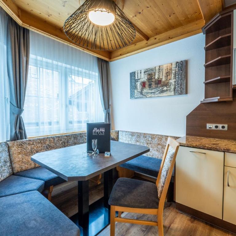 Alpinstyle Hotel Ischgl - Apartment Alpinstyle 202 - 6