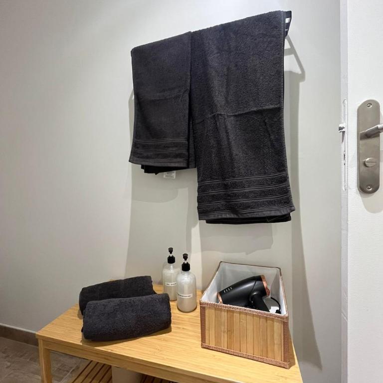 Le cocon des Sacres - Two-Bedroom Apartment - 18