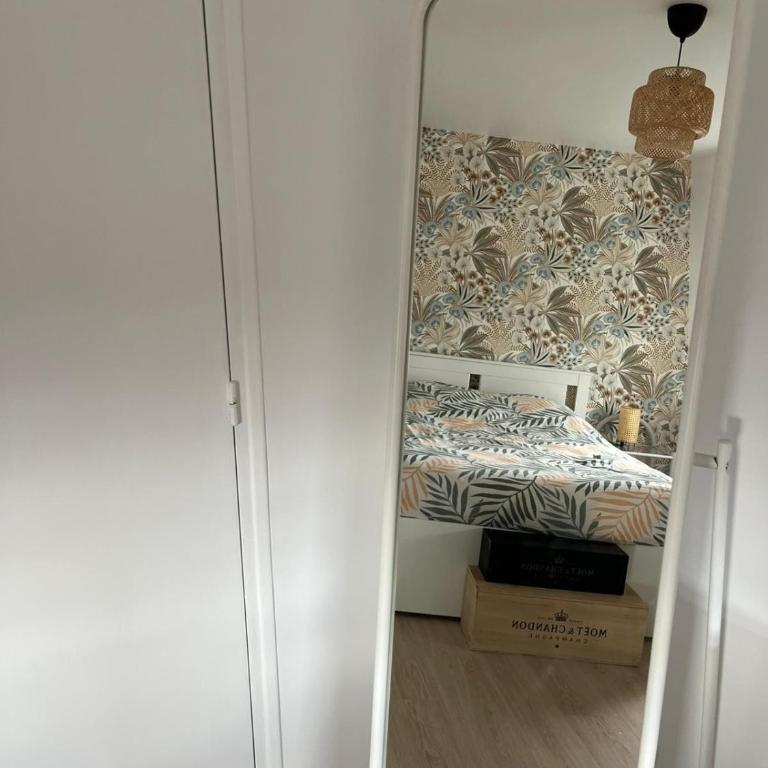 Le cocon des Sacres - Two-Bedroom Apartment - 19