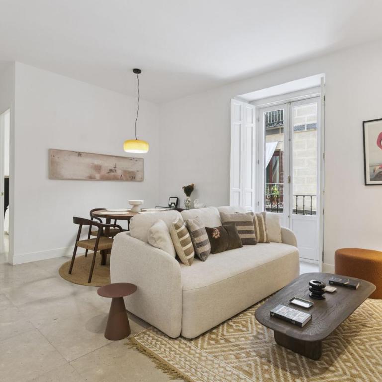 Central Madrid 2BR2BA Comfort Convenience - Apartamento de 2 dormitorios - 1