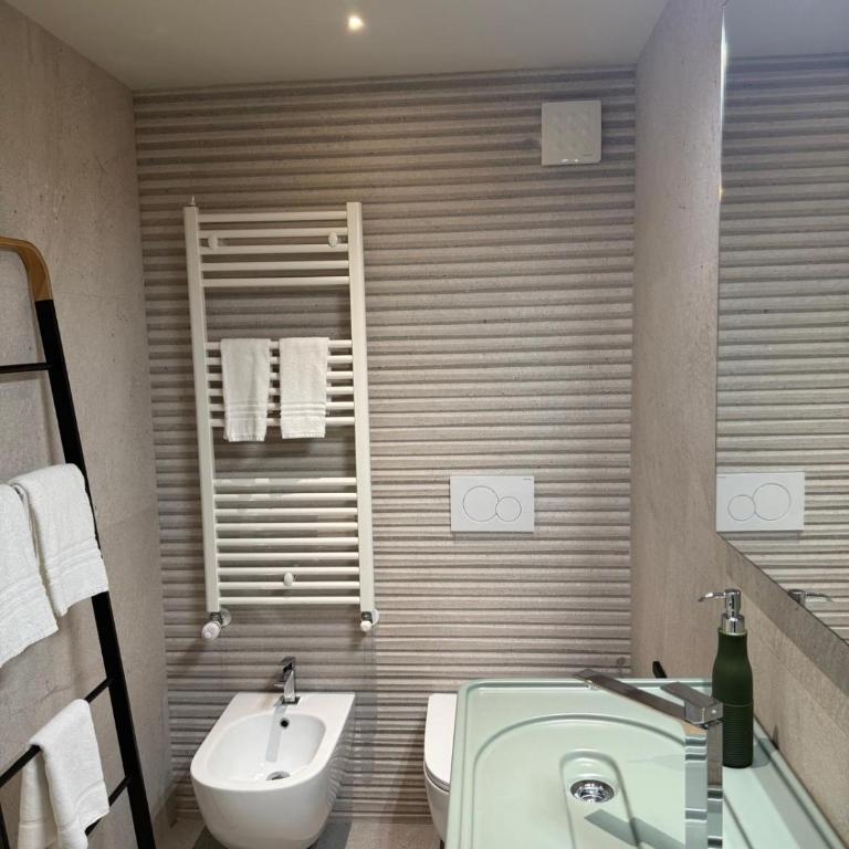 Bellavitarooms-Fiore di Maggio Luxury Suites - Suite Con Balcone - 17