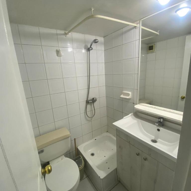 Dpto barrio República cerca Movistar Arenas - Two-Bedroom Apartment - 15