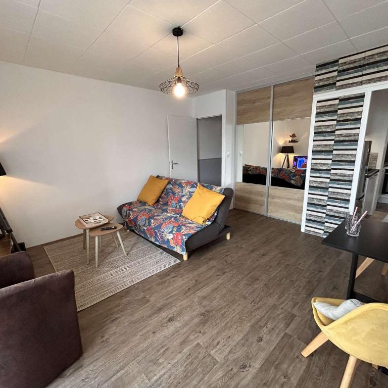 SH210-03C - Appart 2 pièces 3 couchages SAINT HILAIRE DE RIEZ - Appartement 1 Chambre - 4