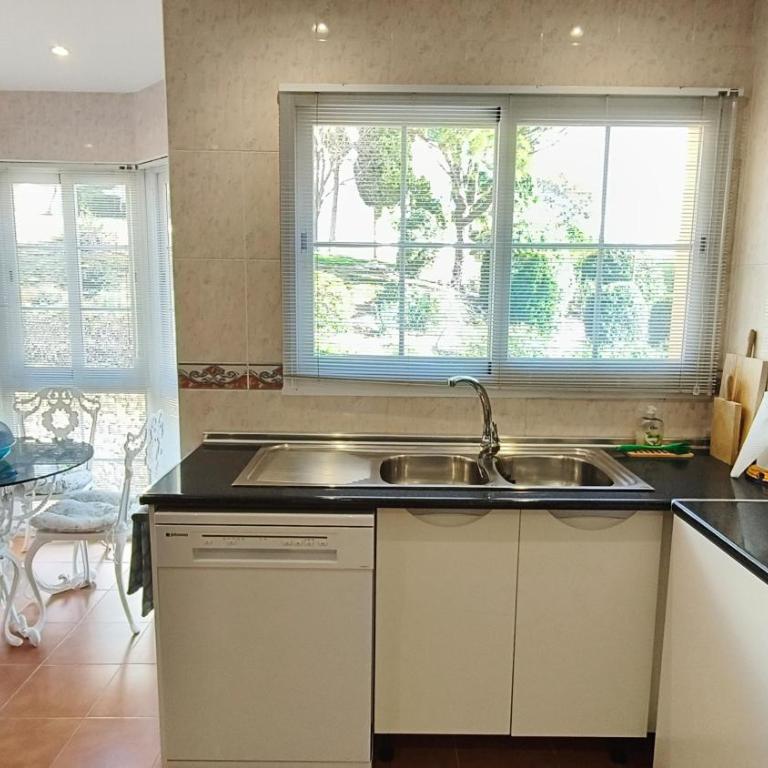 Alhaurin Golf Apartment Casa Sans Soucis - Three-Bedroom Apartment with Mountain View - 16