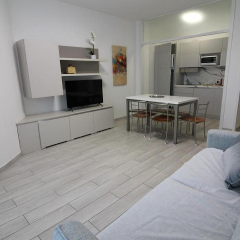 Bright flat with sea view - Appartamento - 1