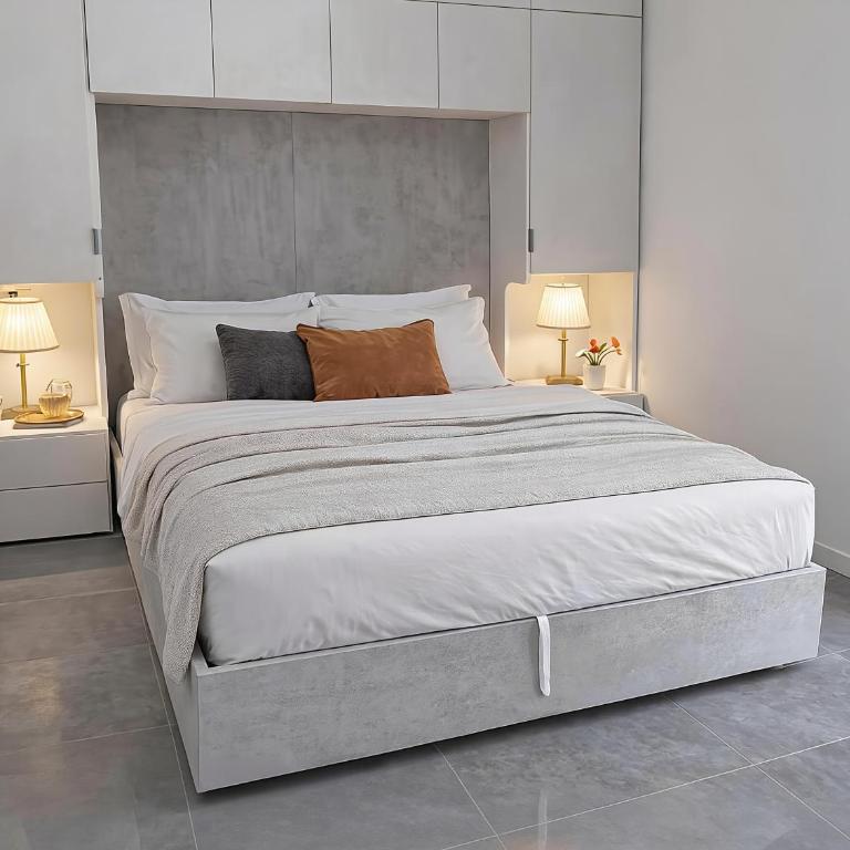 Modern Apartment near Sacro Cuore Hospital - Neɡrar - Appartamento Superior con 1 Camera da Letto e Balcone - 7