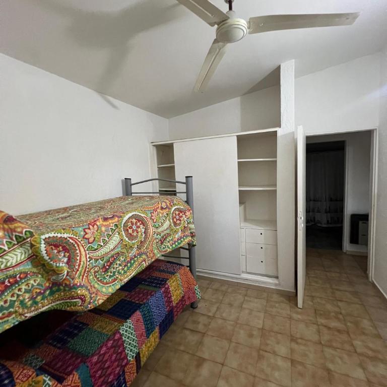 La casa de la esquina - Three-Bedroom House - 12