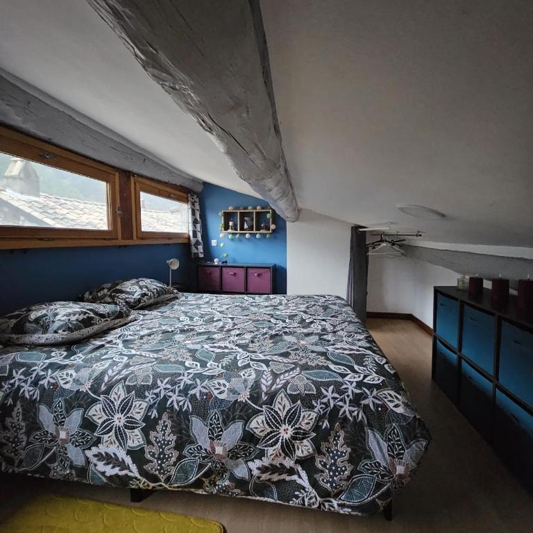 Maison dans village Tibétain - arrière pays nicois - Casa con 1 dormitorio - 1