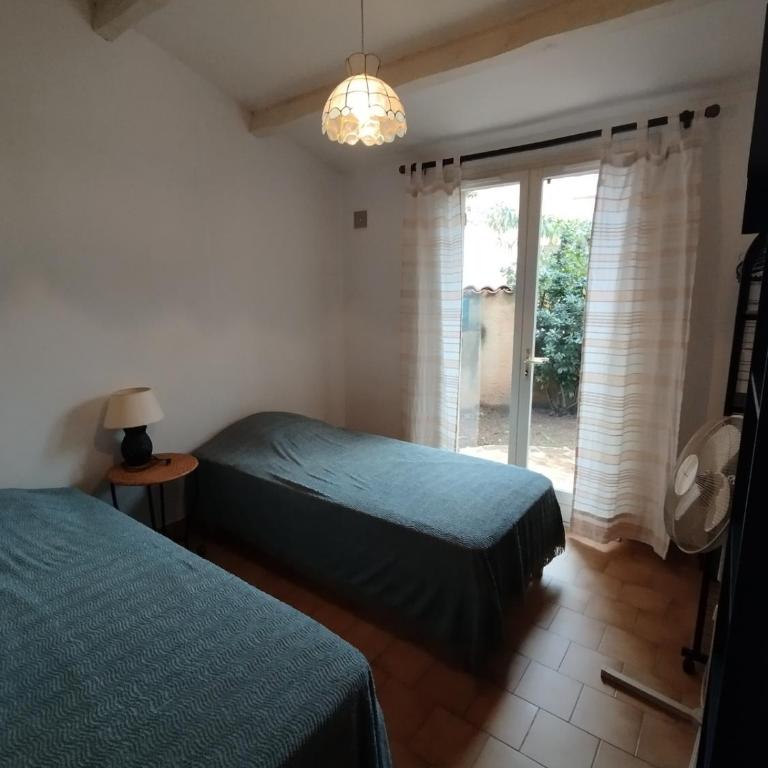 Le petit Mas - Two-Bedroom House - 12