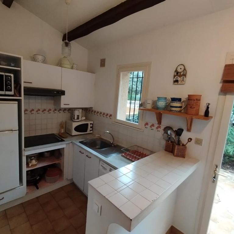 Le petit Mas - Two-Bedroom House - 6