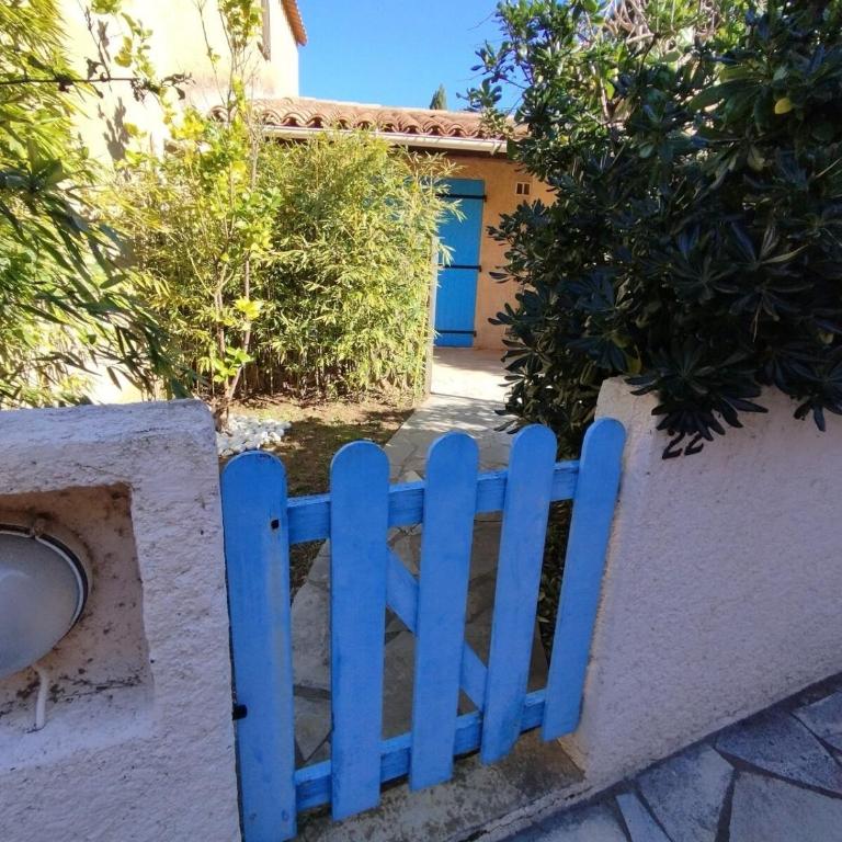 Le petit Mas - Two-Bedroom House - 21