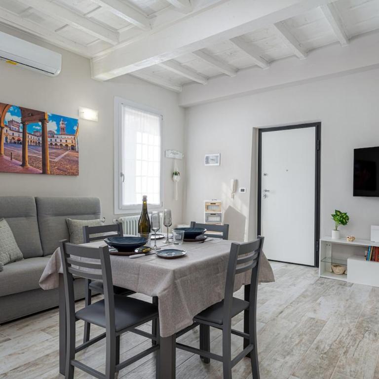 Bici gratis e Wi-Fi a 5 Min dal Ducale - Appartamento con 2 Camere da Letto - 11