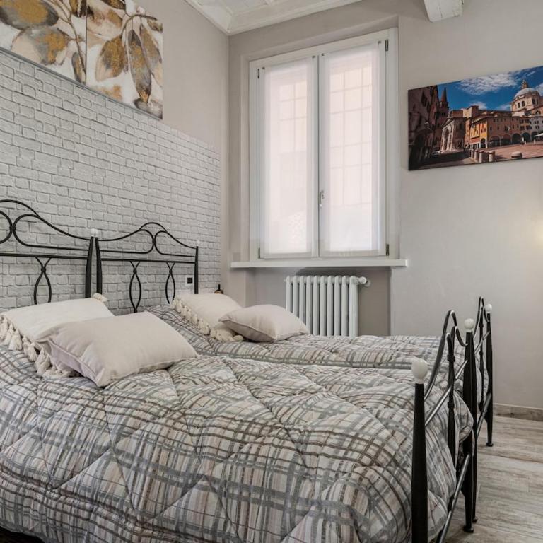 Bici gratis e Wi-Fi a 5 Min dal Ducale - Appartamento con 2 Camere da Letto - 15