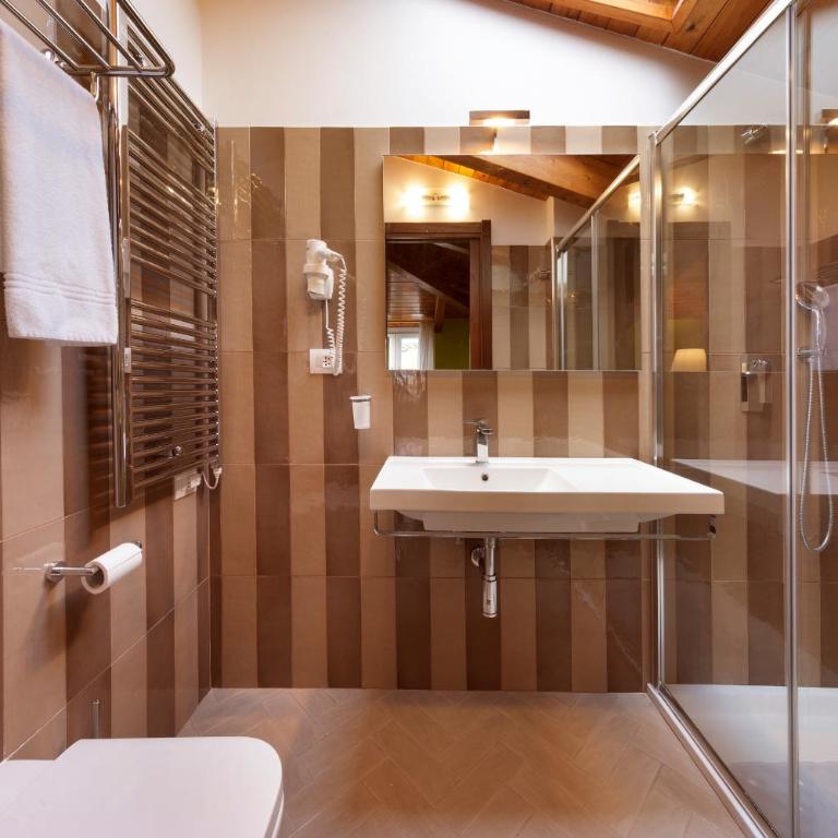 AMORE RENTALS - Appartamento Ettore - Three-Bedroom Premium Apartment with Balcony - 11