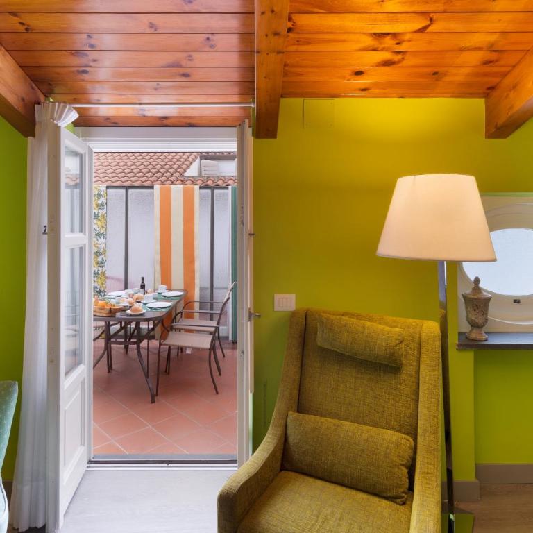 AMORE RENTALS - Appartamento Ettore - Three-Bedroom Premium Apartment with Balcony - 14