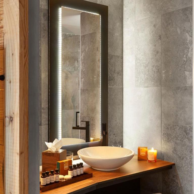 Ecrin Blanc Resort Courchevel - Aquapark - Suite avec Goûter (de Décembre à Avril) et Accès au Parc Aquatique - 3