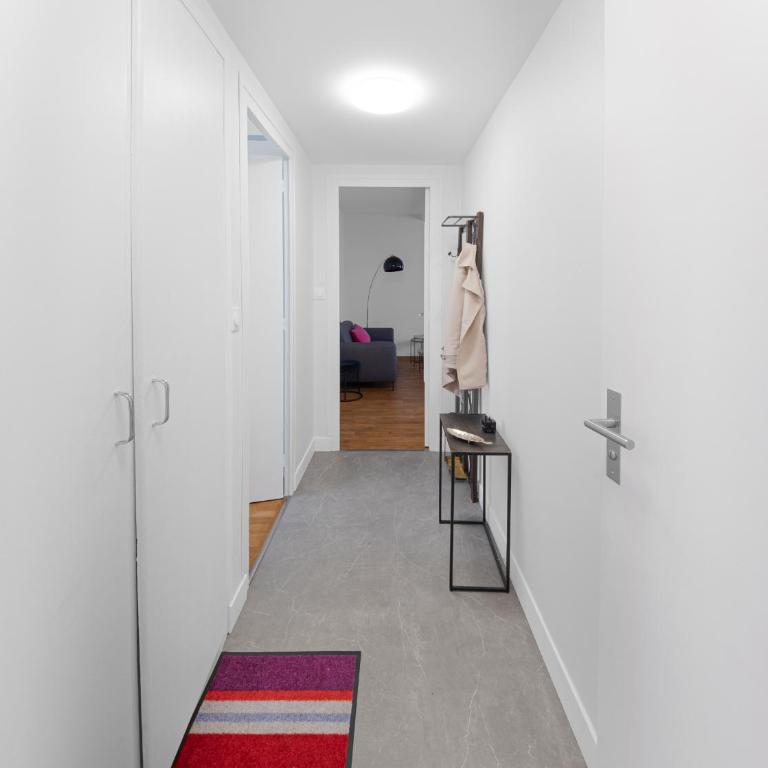 Le Bel Hugo Parking GRATUIT - Appartamento con 3 Camere da Letto e con Balcone - 8